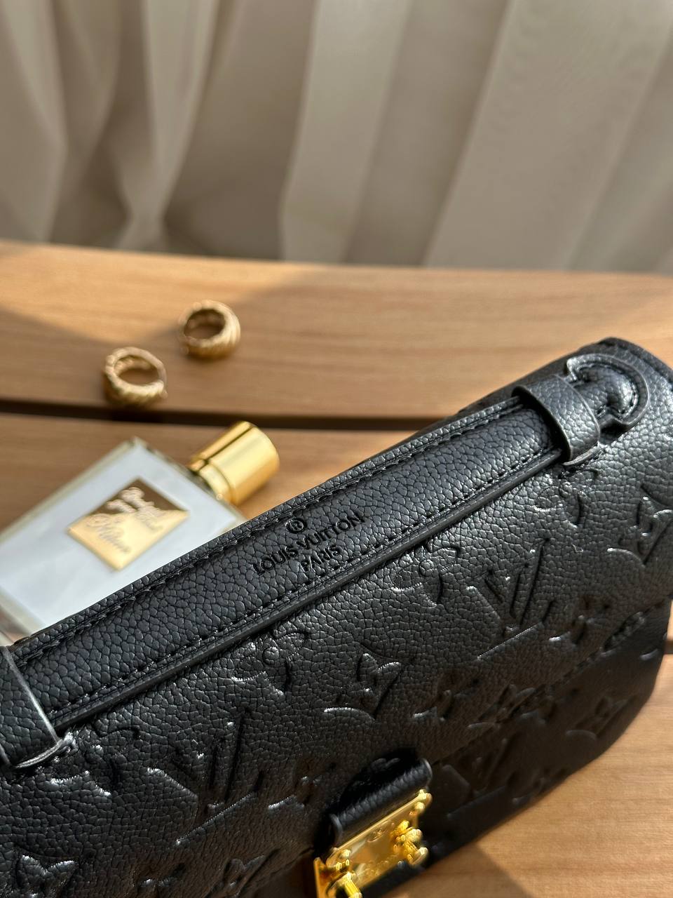 Louis Vuitton Pochette Métis In Black Empreinte leather - 5