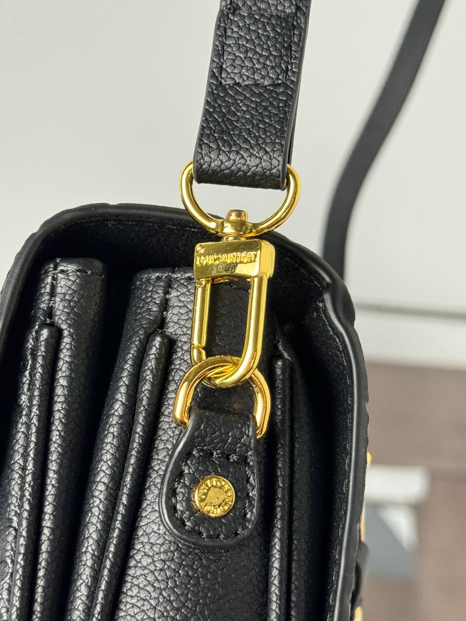 Louis Vuitton Pochette Métis Monogram Black - 5