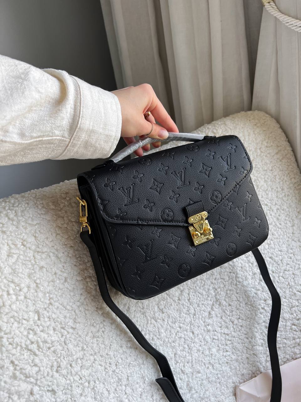 Louis Vuitton Pochette Metis Black Monogram Empreinte Leather - 7