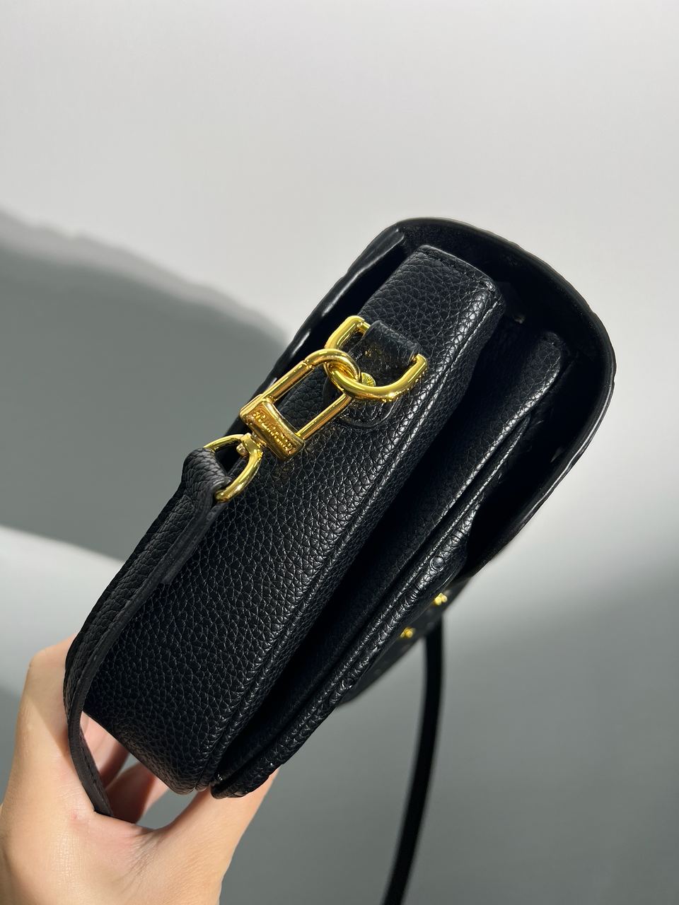 Louis Vuitton Pochette Metis Monogram Black - 18
