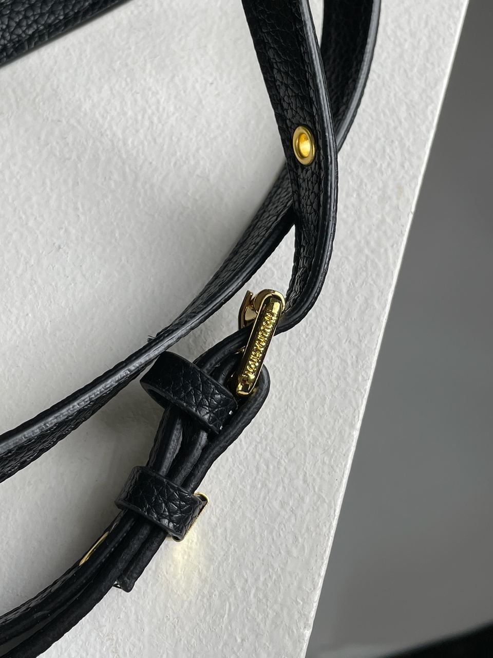 Louis Vuitton Pochette Metis Monogram Black - 27