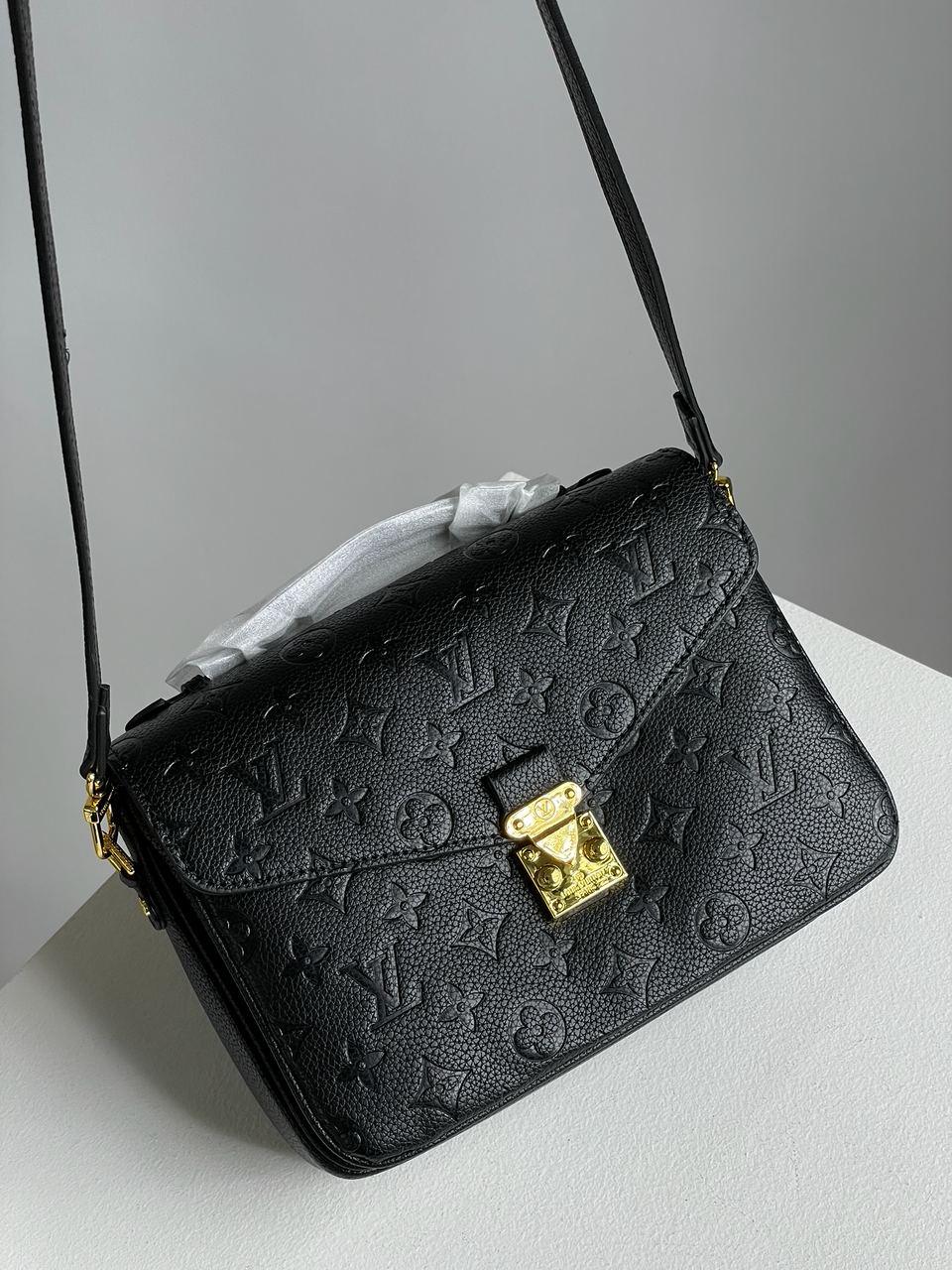 Louis Vuitton Pochette Metis Monogram Black - 9
