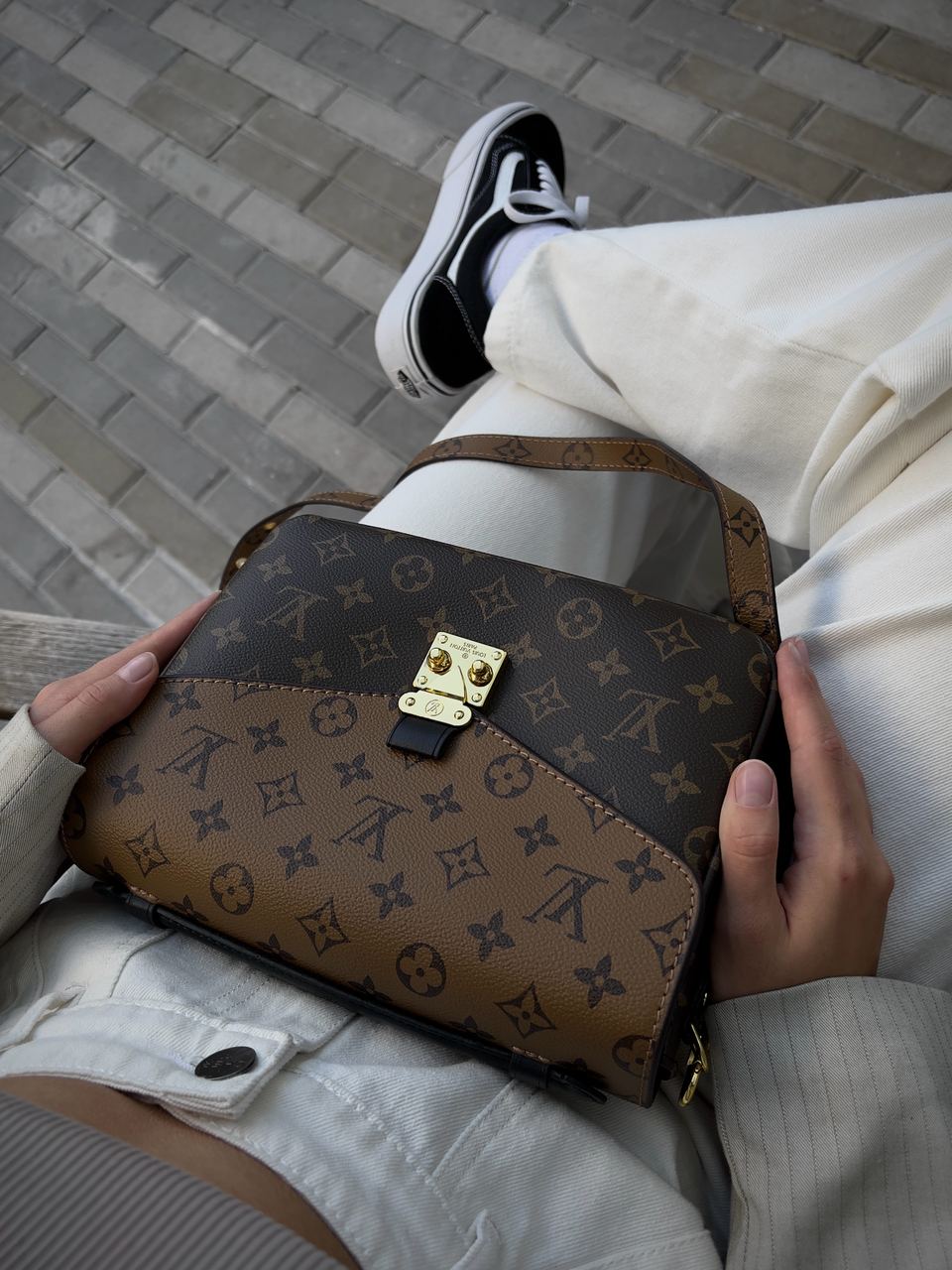 Louis Vuitton Pochette Metis Shoulder Bag Brown Leather Monogram Reverse Coated - 12