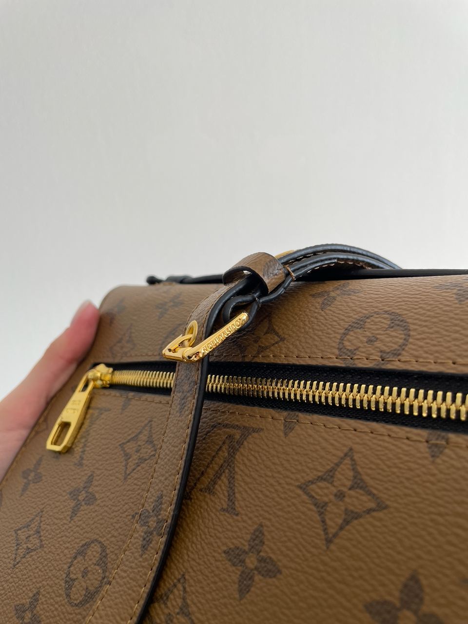 Louis Vuitton Pochette Metis Shoulder Bag Brown Leather Monogram Reverse Coated - 14