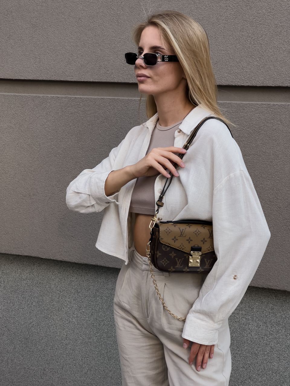 Louis Vuitton Pochette Metis - 13