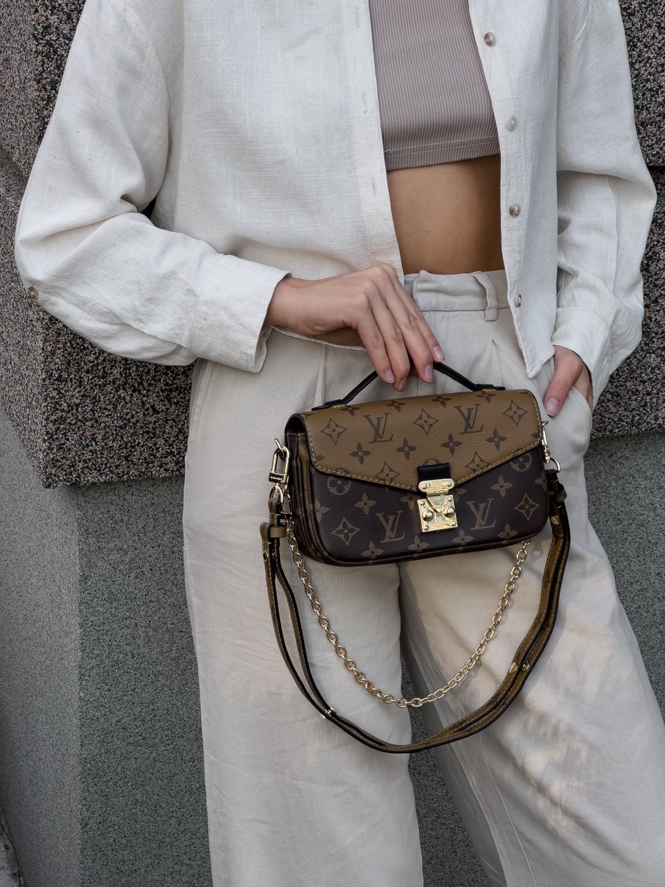 Louis Vuitton Pochette Metis - 2