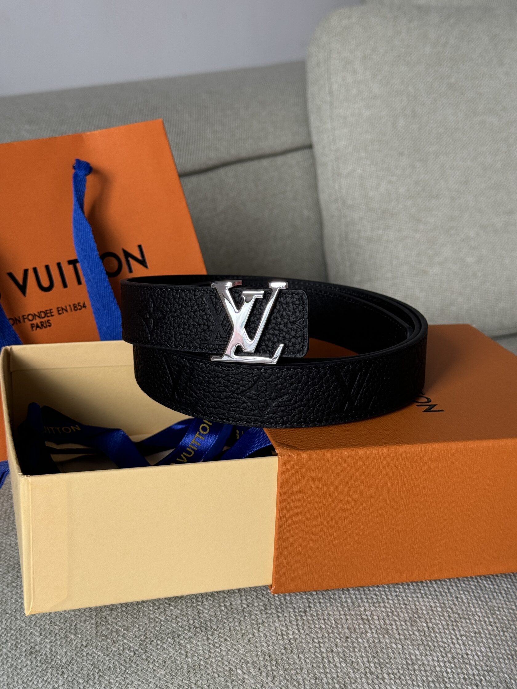 Louis Vuitton Reversible Leather Belt 30mm Embossing Black/Silver - 6