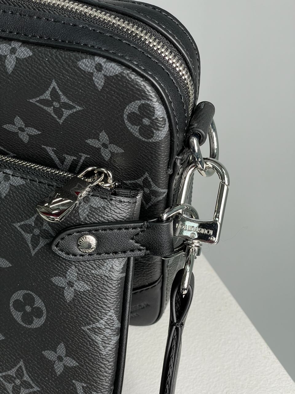 Louis Vuitton Trio Messenger Grey/Blue - 15