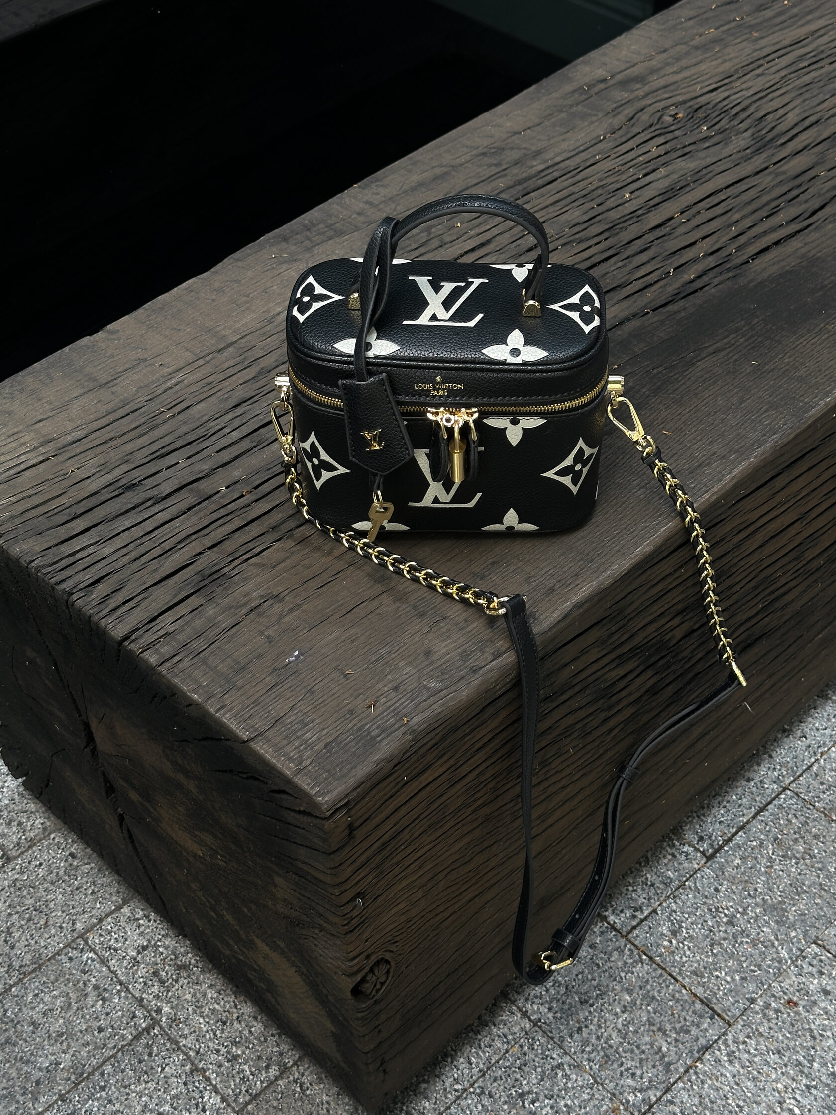 Louis Vuitton Vanity PM Bag Monogram Empreinte Leather Noir - 2