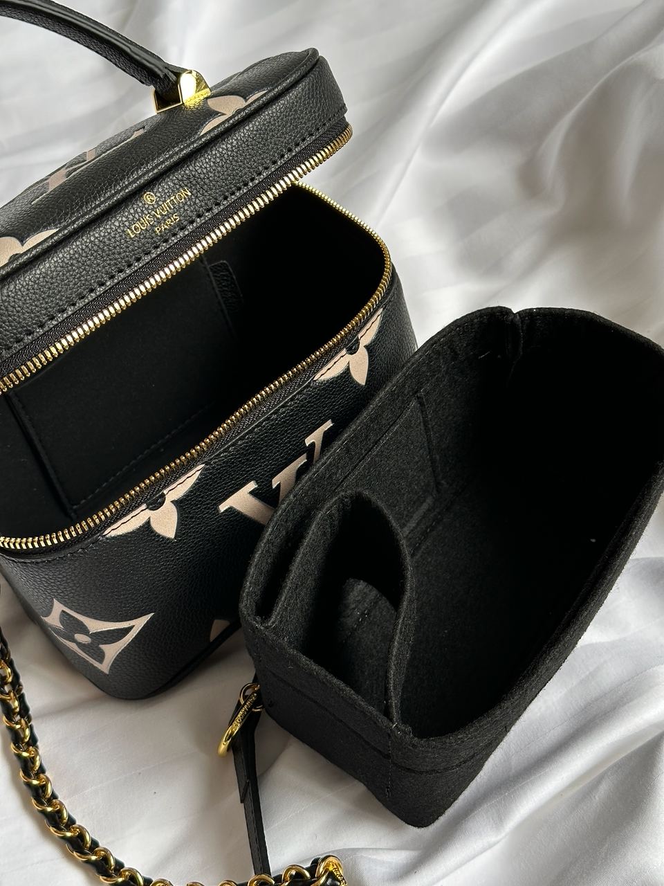 Louis Vuitton Vanity PM Bag Monogram Empreinte Leather Noir - 11