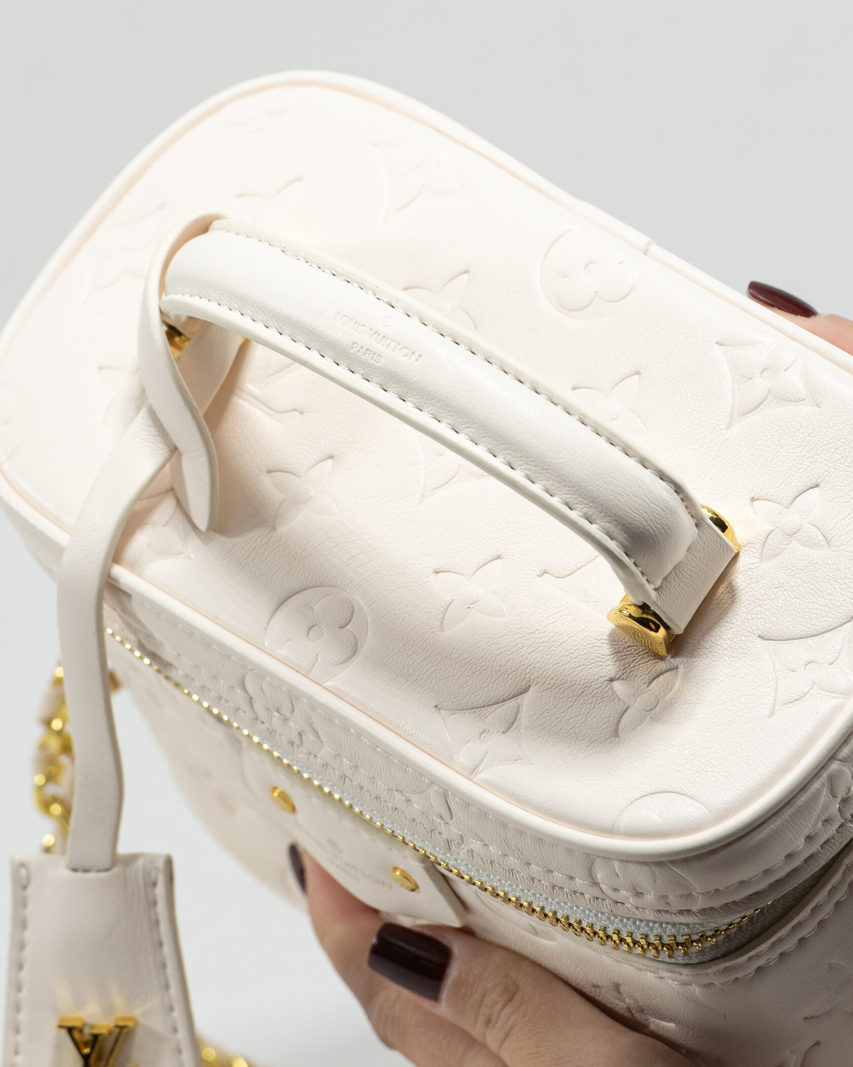 Louis Vuitton Vanity PM in Cream/White Monogram Empreinte Leather - 10