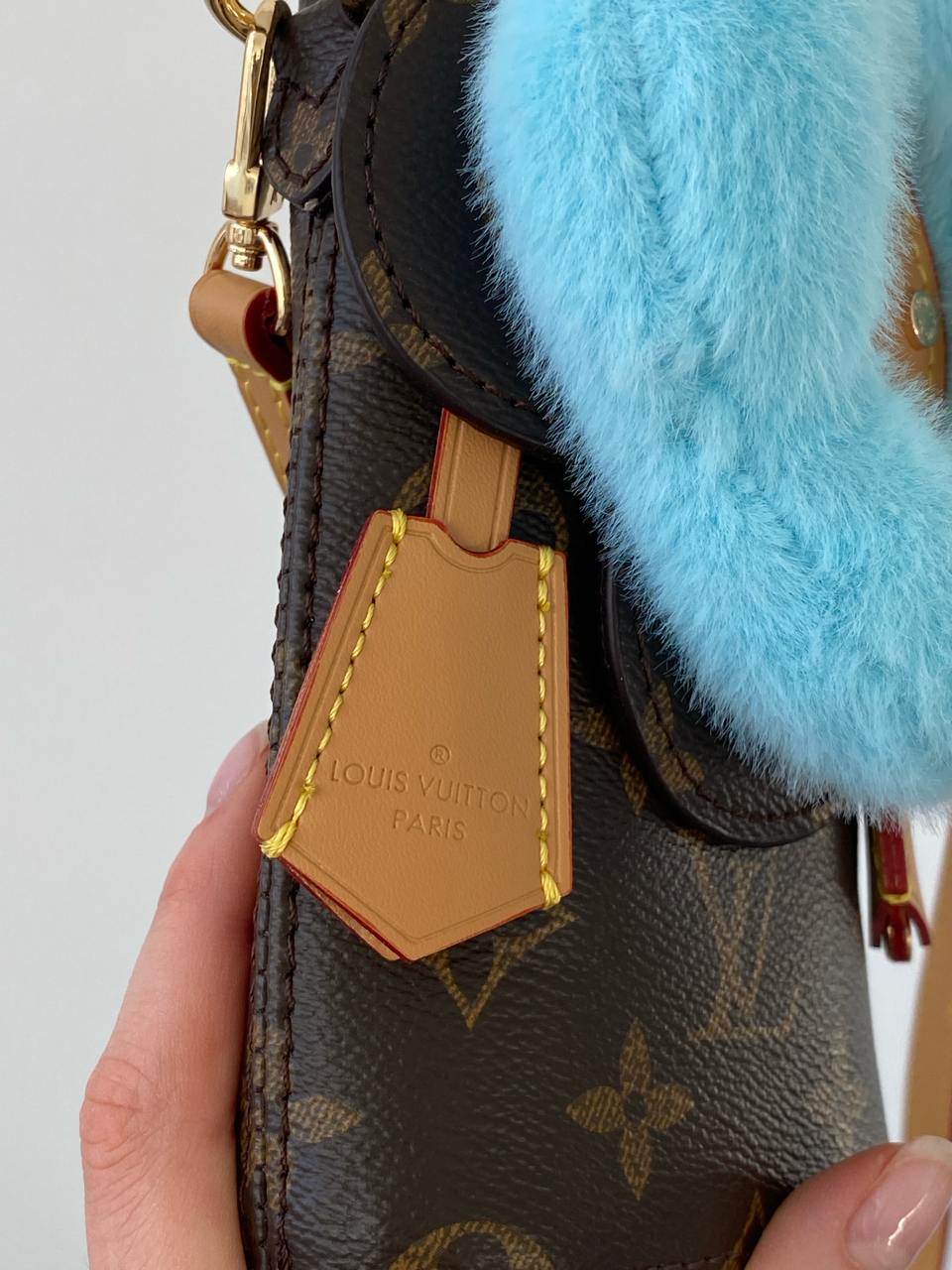 Louis Vuitton Vivienne Phone Blue Pouch - 7
