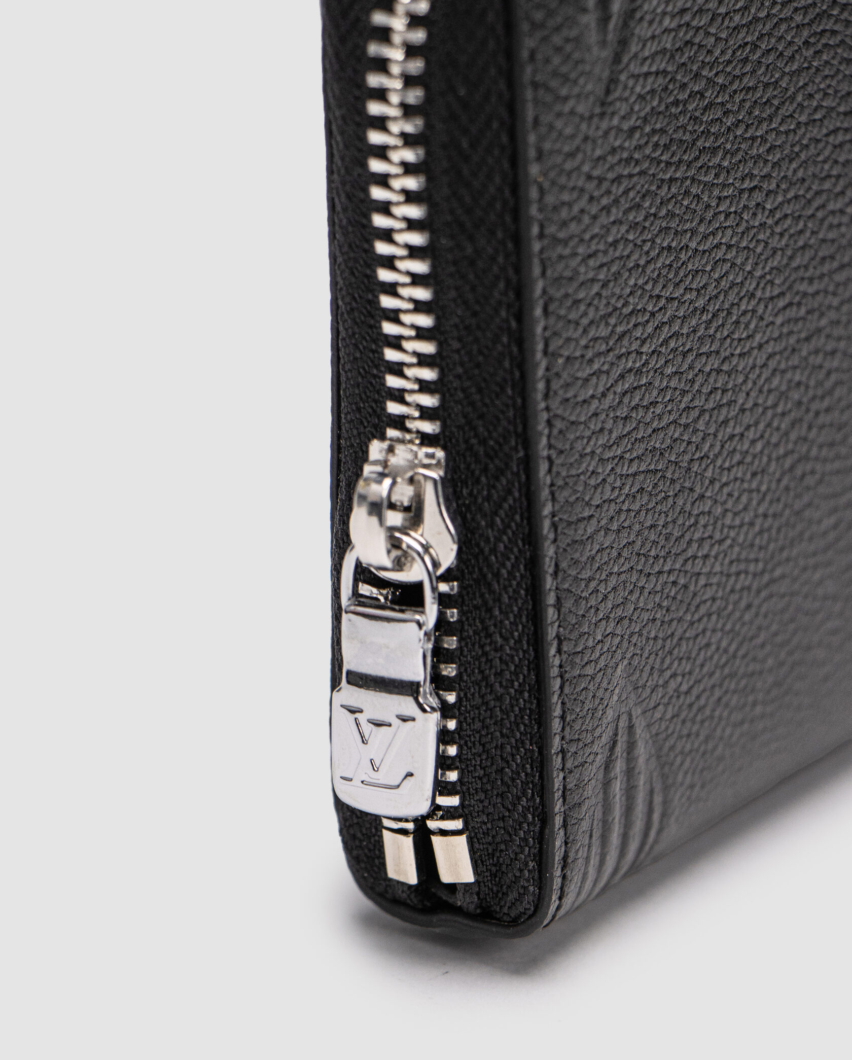 Louis Vuitton Zippy Taurillon Shadow Black - 8
