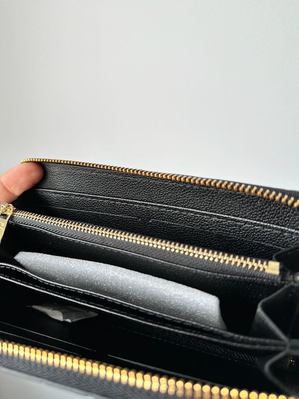 Louis Vuitton Zippy Vertical Wallet Black Canvas - 13