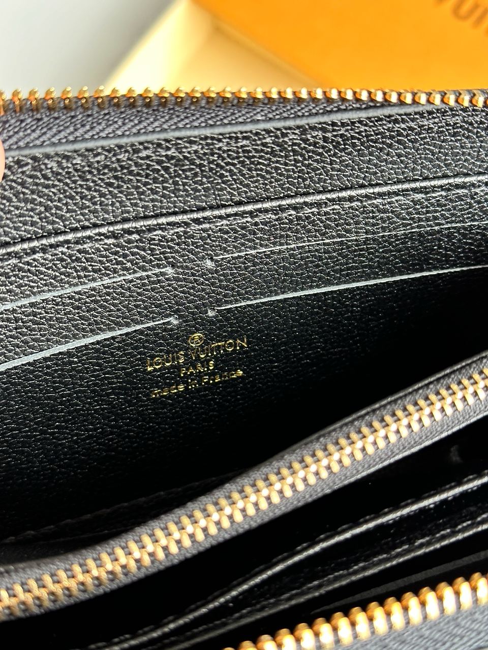 Louis Vuitton Zippy Vertical Wallet Black Canvas - 15