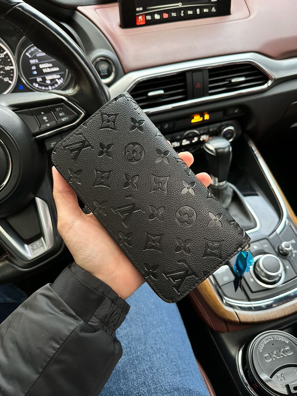 Louis Vuitton Zippy Vertical Wallet Black Canvas - 3