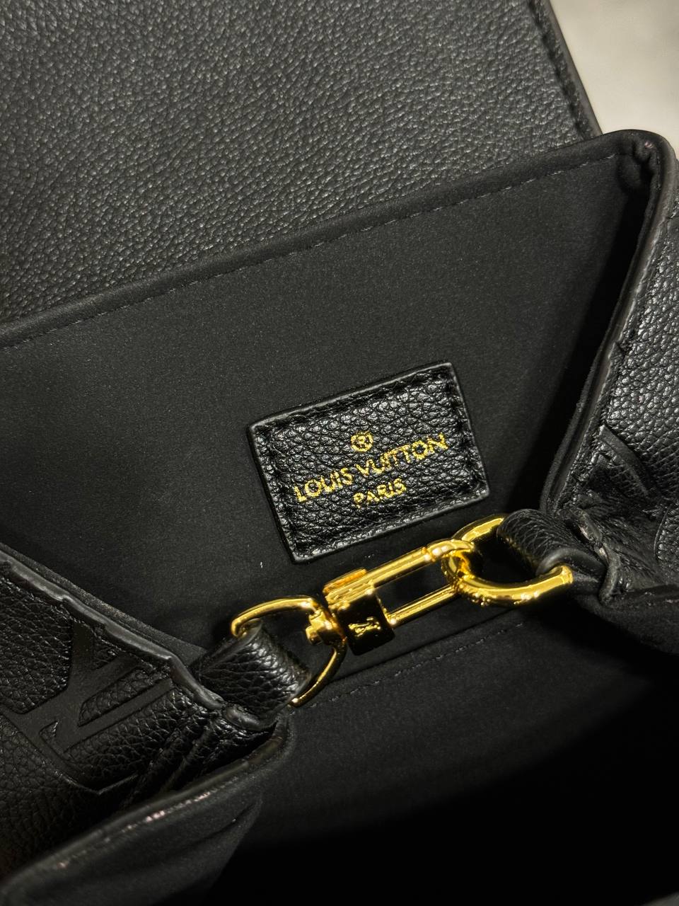 Louis Vutton backup Monogram Empreinte In Black - 7