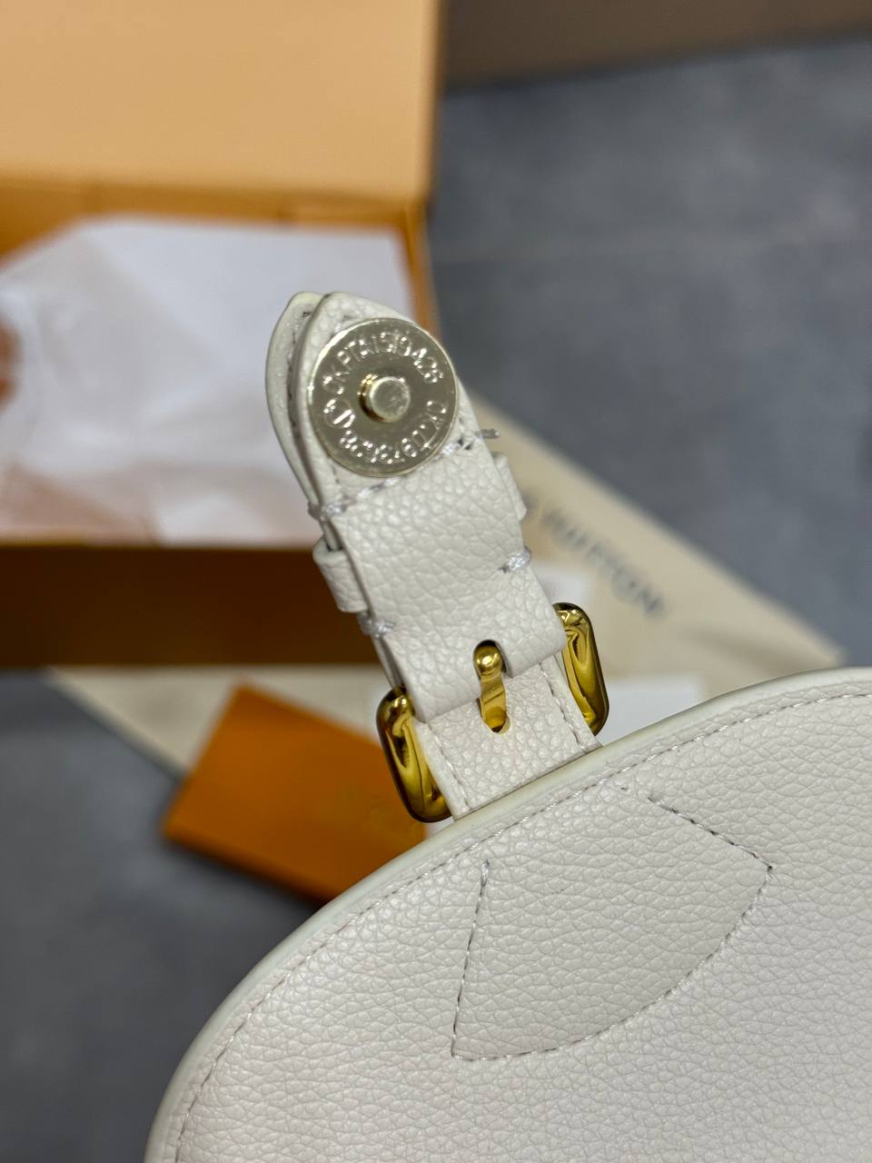 Louis Vutton backup Monogram Empreinte In White - 8