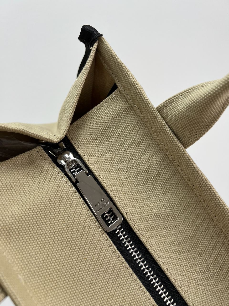 Marc Jacobs The Jacquard Medium Tote Bag Beige - 16