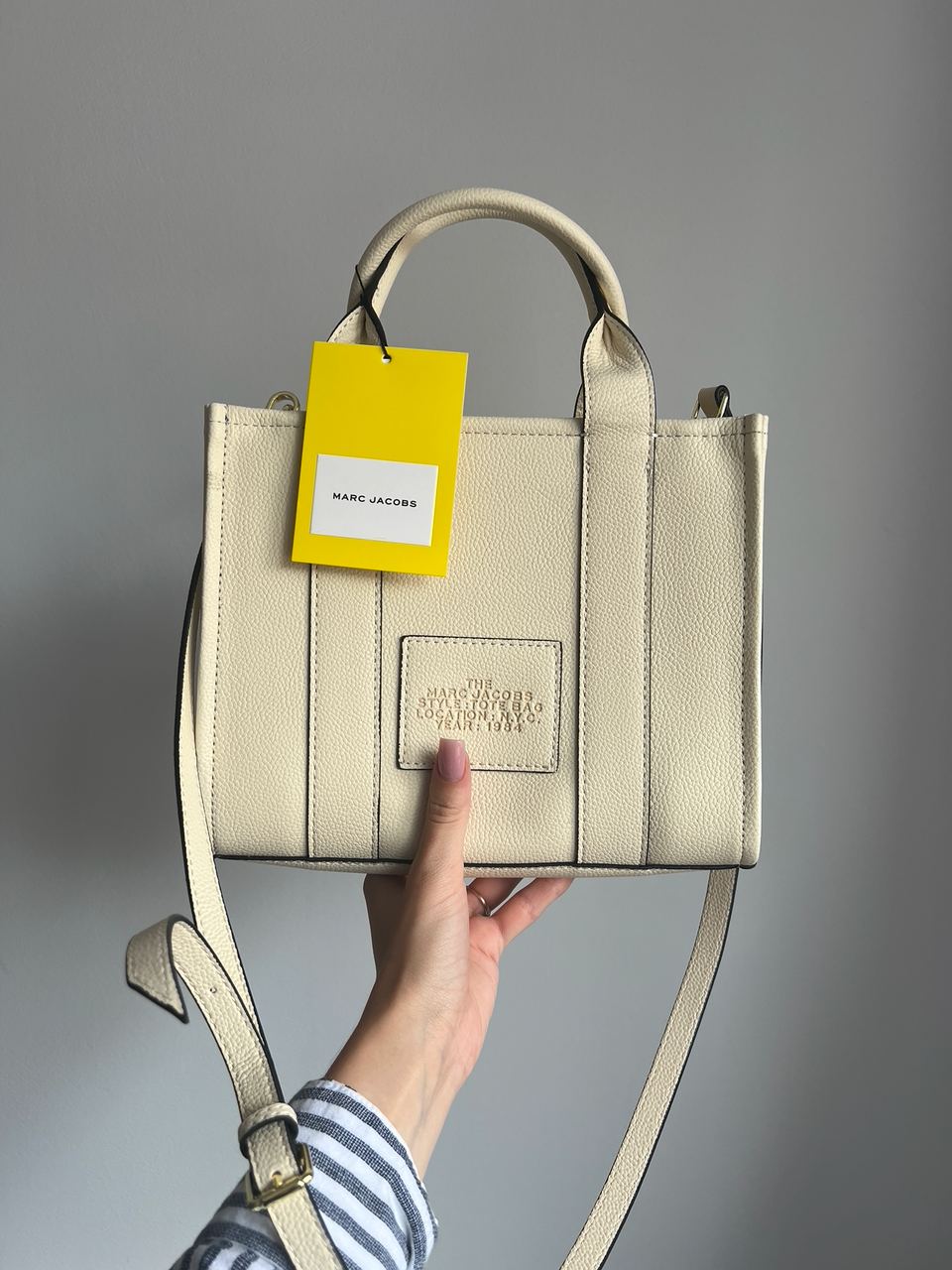 Marc Jacobs The Leather Small Tote Bag Cream - 3
