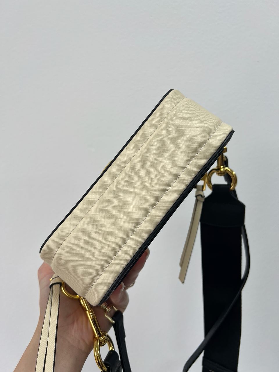 Marc Jacobs The Snapshot Cream/Black - 11