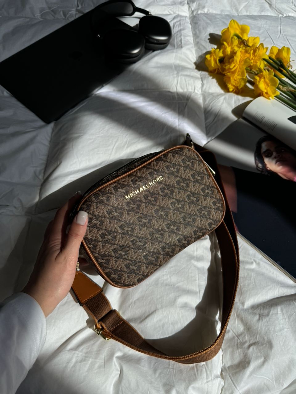 Michael Kors Camera Bag Brown - 8