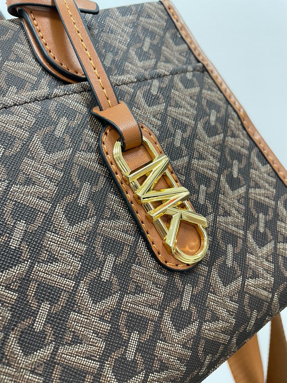 Michael Kors GIGI LG Grab Tote Brown - 13