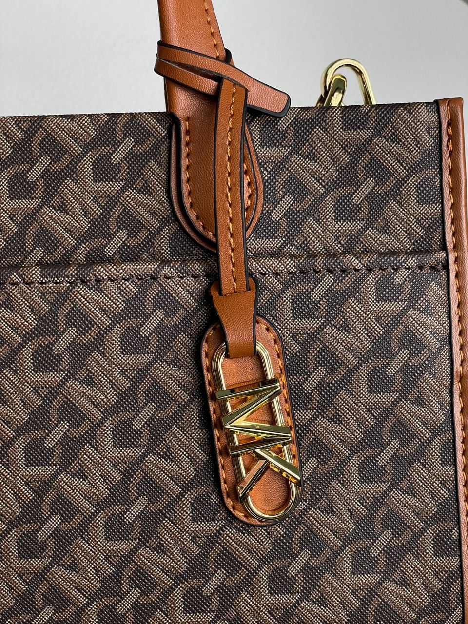 Michael Kors GIGI LG Grab Tote Brown - 14