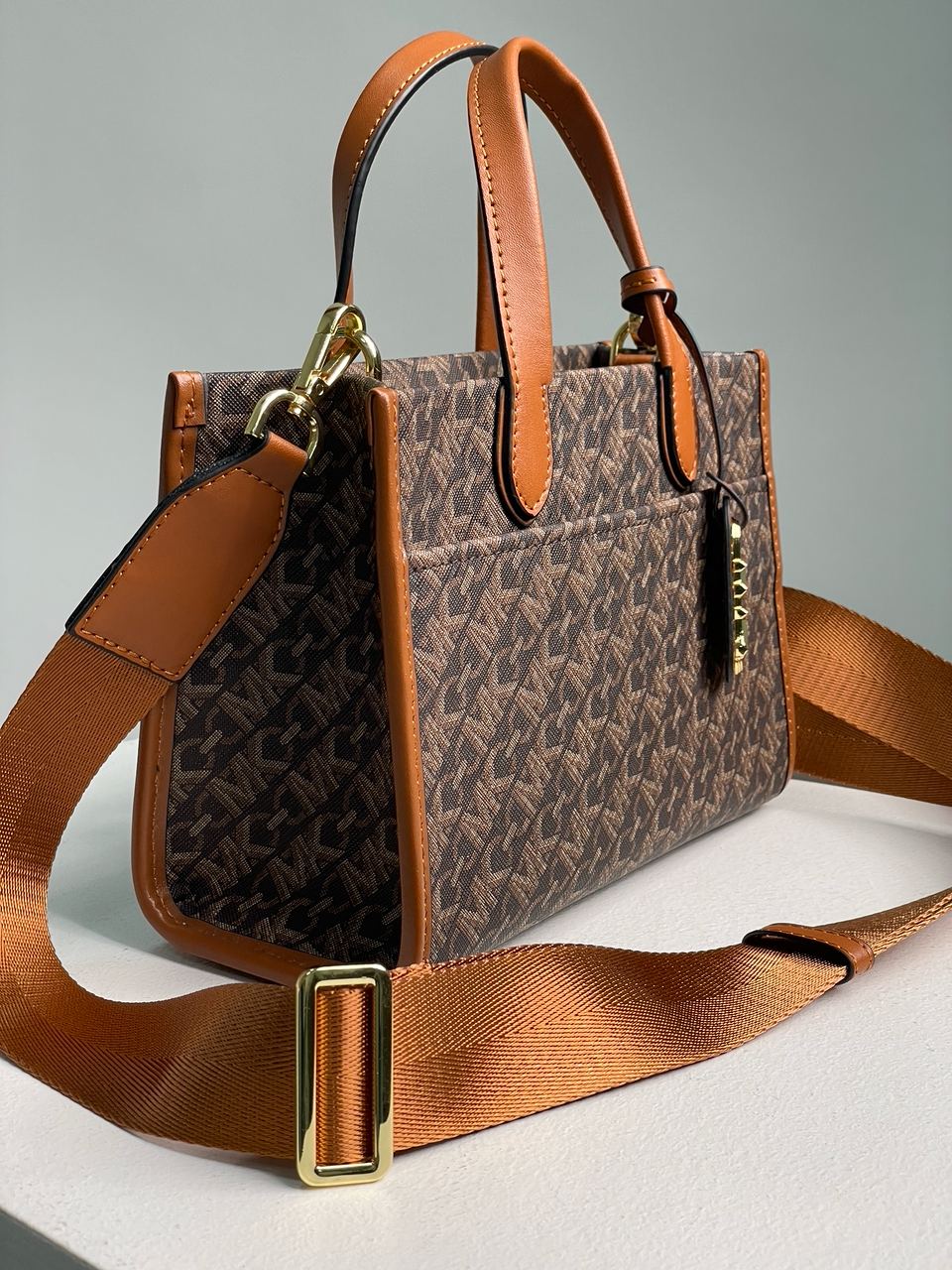 Michael Kors GIGI LG Grab Tote Brown - 15
