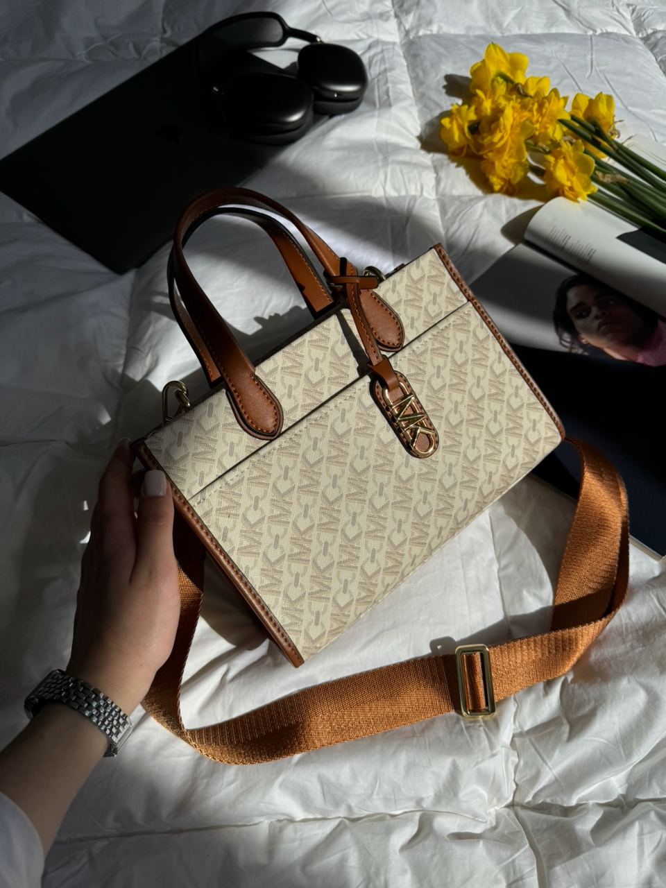 Michael Kors GIGI LG Grab Tote Ivory - 10