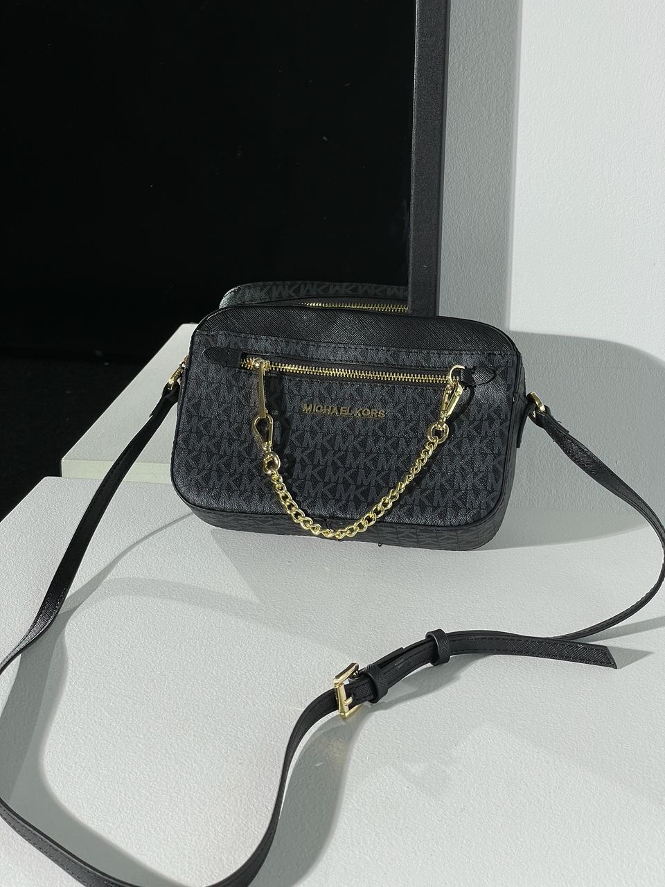 Michael Kors Jet Set Large Logo Crossbody Bag Grey - 3