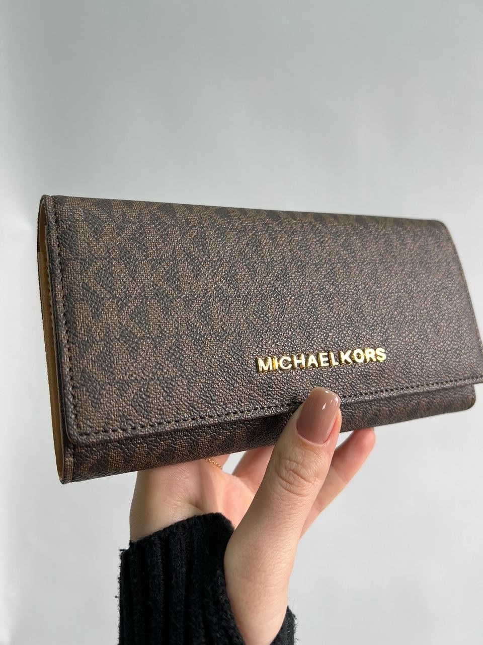 Michael Kors Jet Set travel Wallet Brown Logo - 9