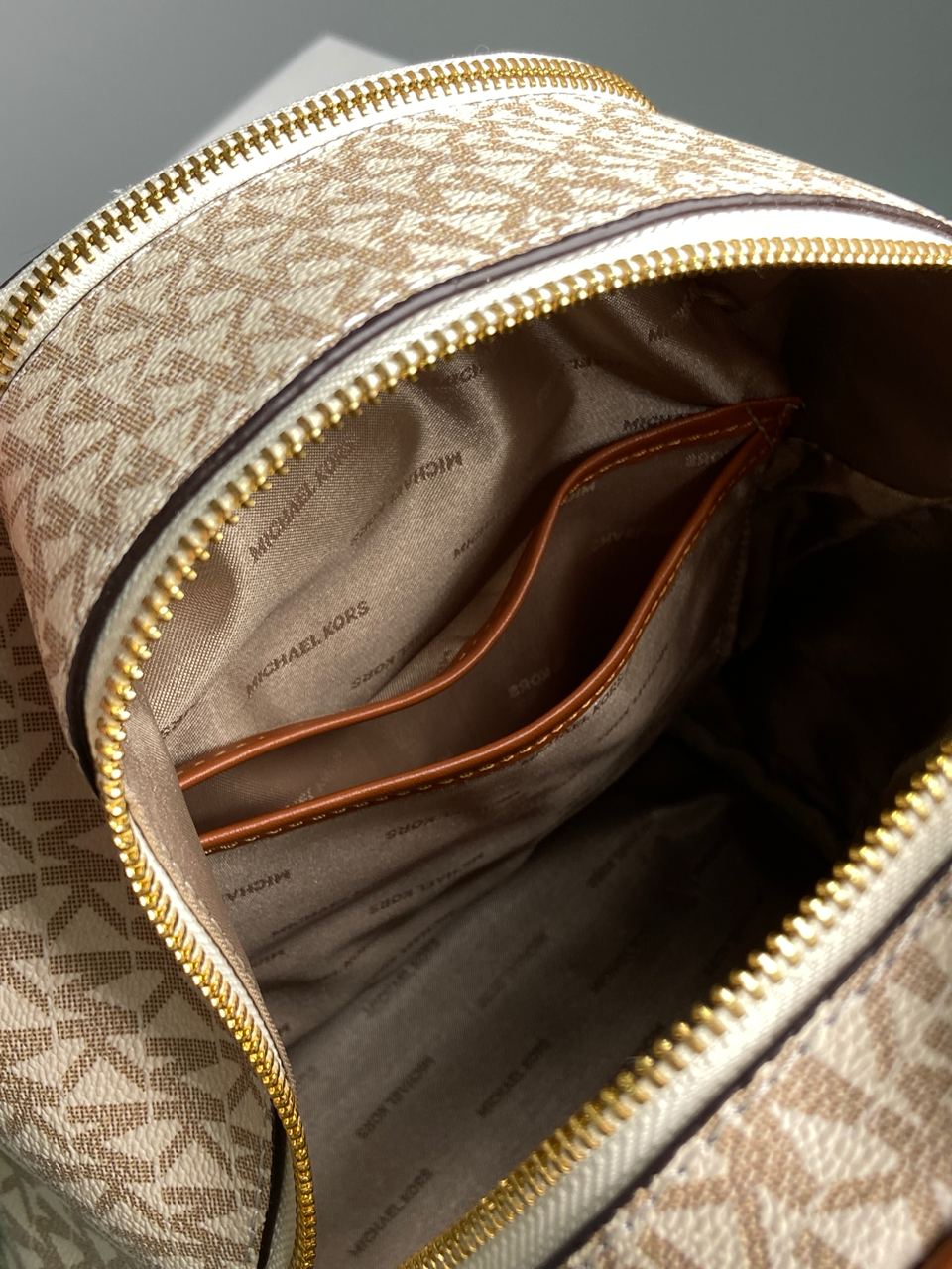 Michael Kors Large Rhea Logo Backpack Ivory - 21