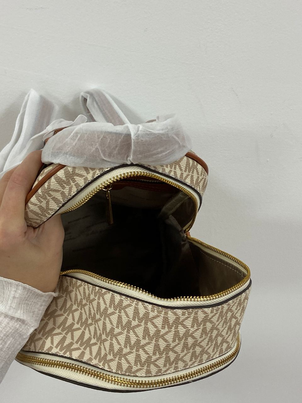 Michael Kors Large Rhea Logo Backpack Ivory - 25