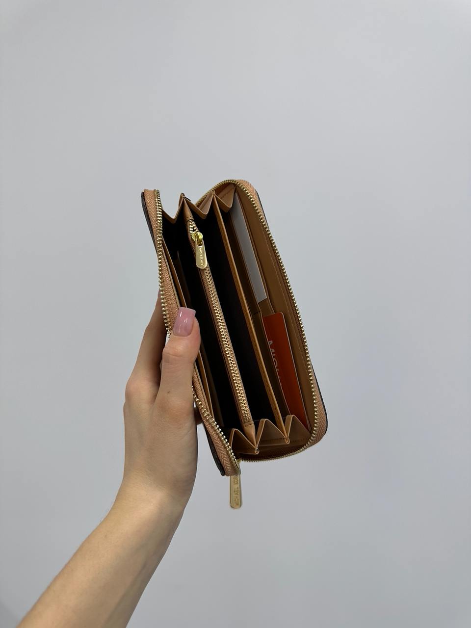 Michael Kors Large Wallet Zip Brown - 12