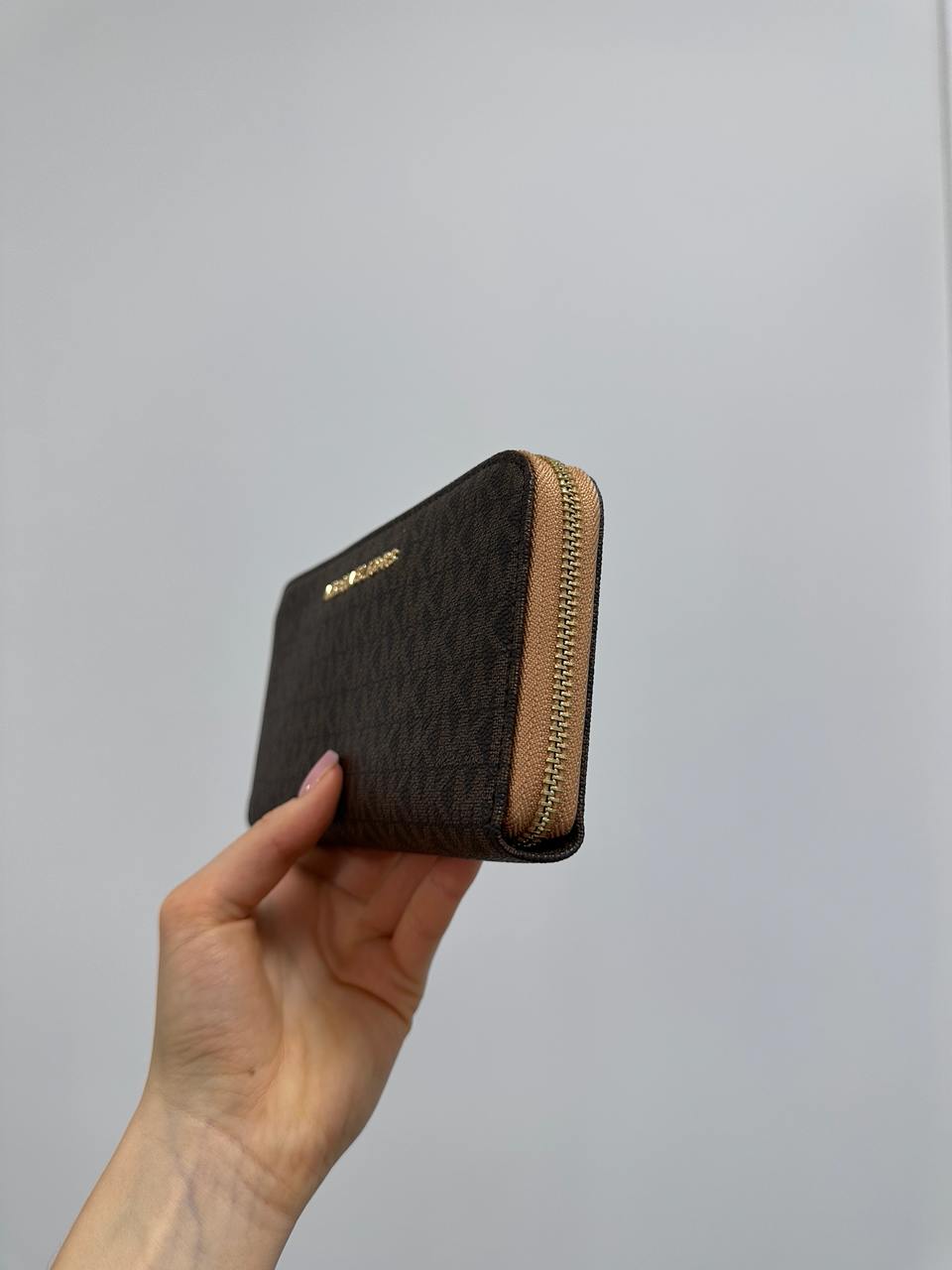 Michael Kors Large Wallet Zip Brown - 9