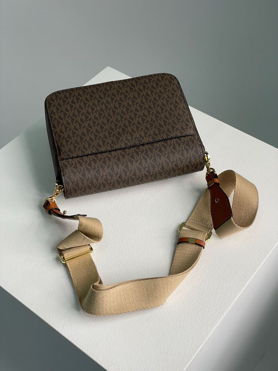 Michael Kors Sloan Editor Medium Bag Brown - 20