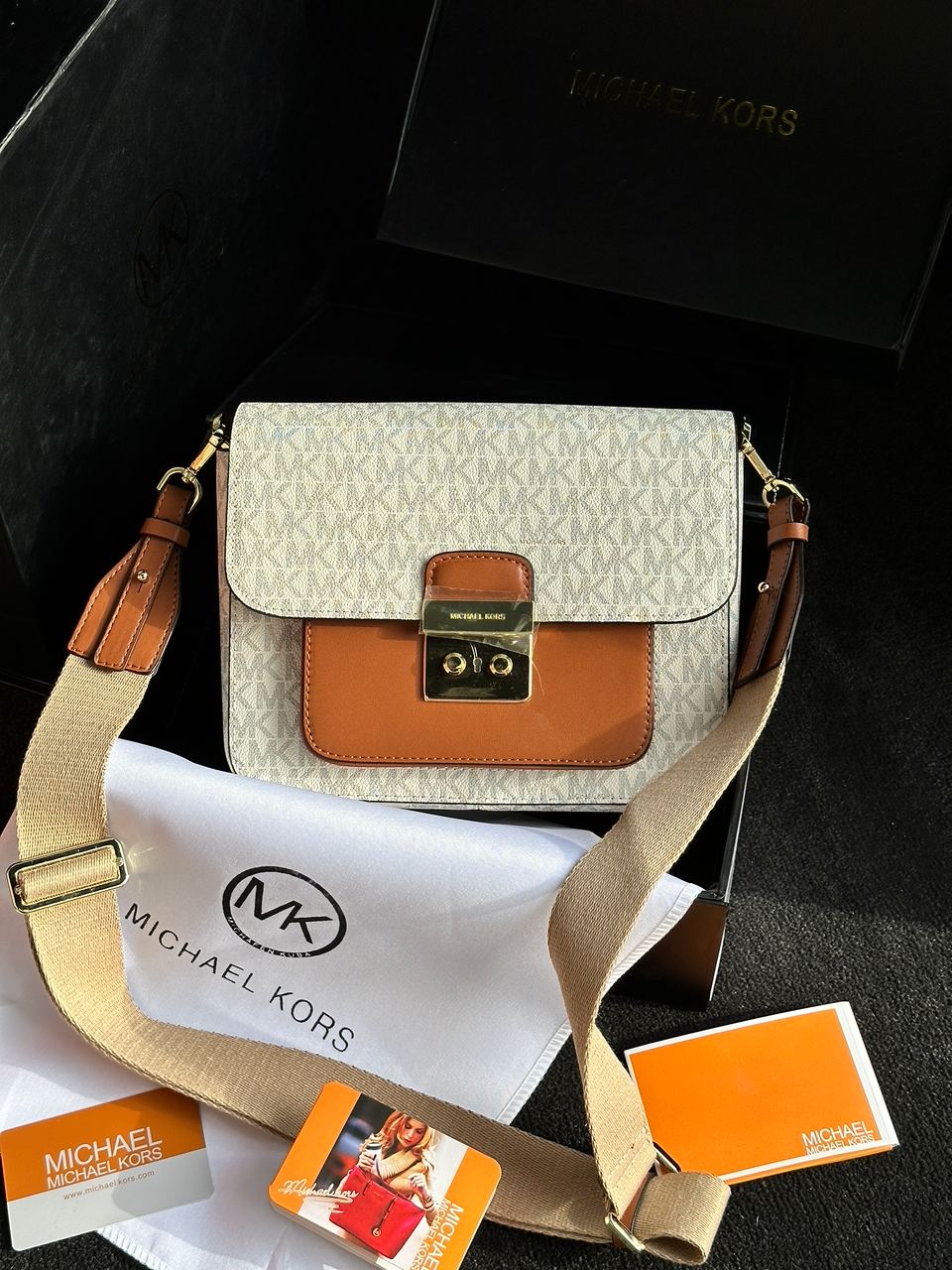 Michael Kors Sloan Editor Medium Bag Cream - 2