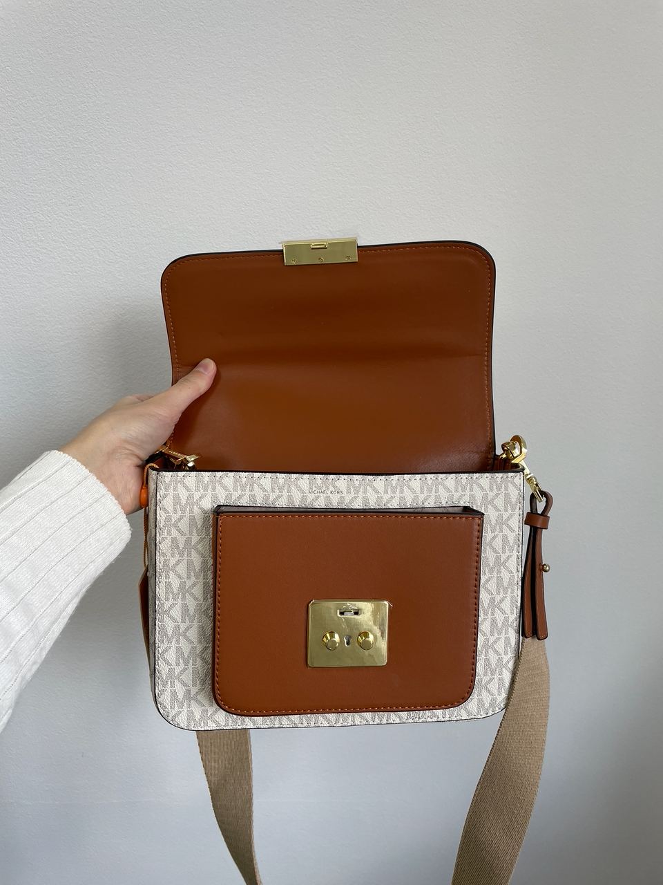 Michael Kors Sloan Editor Medium Bag Cream - 21