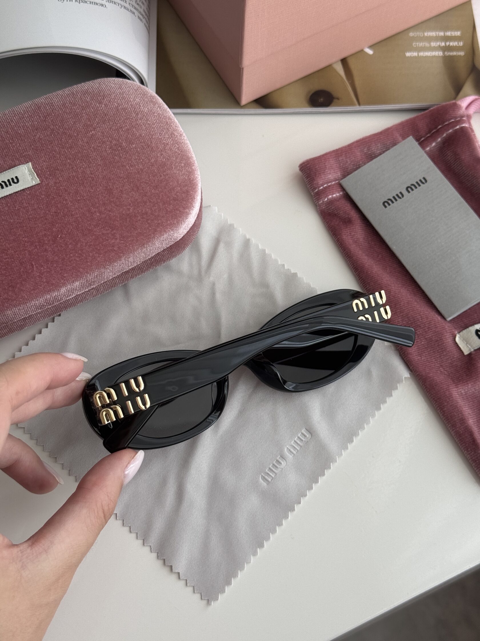 Miu Miu Black/Gold SMU 06ZS 1AB-5S0 3N - 5