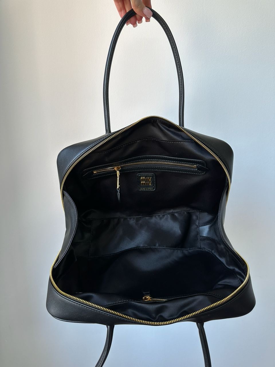 Miu Miu Black Leather Beau Top-Handle Bag - 10