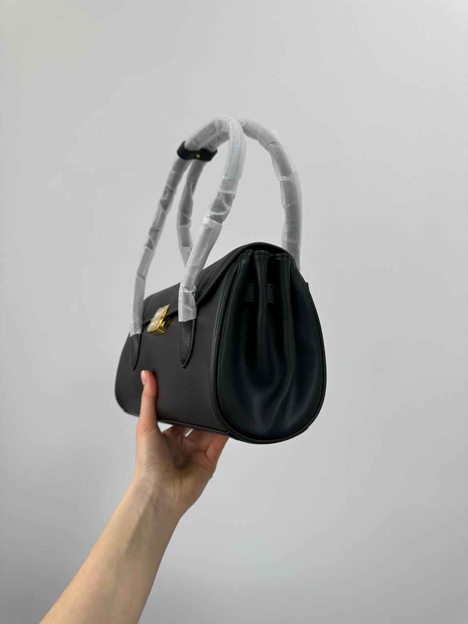 Miu Miu Black Leather Shoulder Bag Black - 7