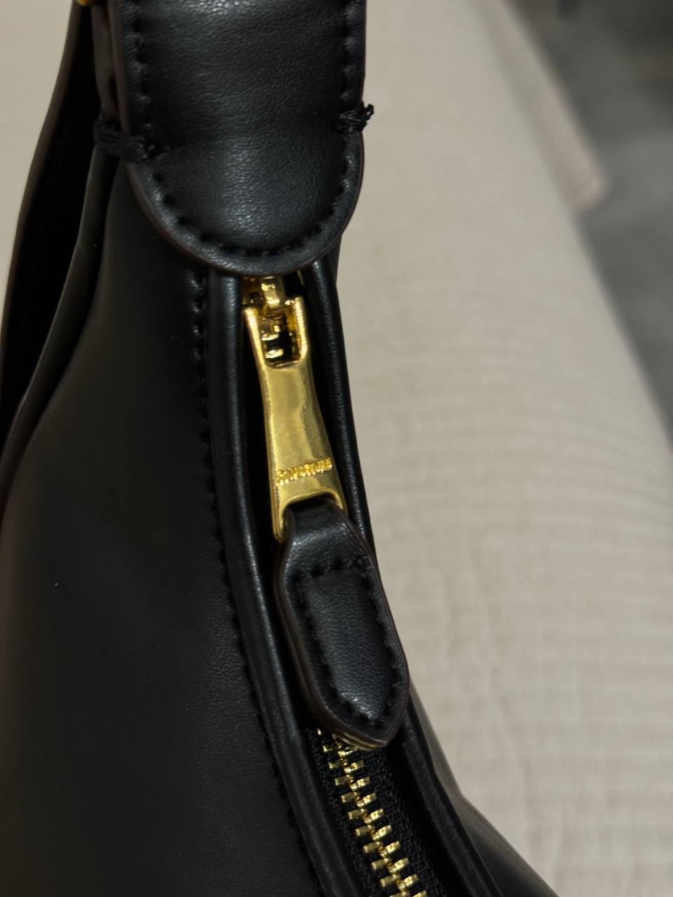 Miu Miu Leather Hobo Bag Black - 6