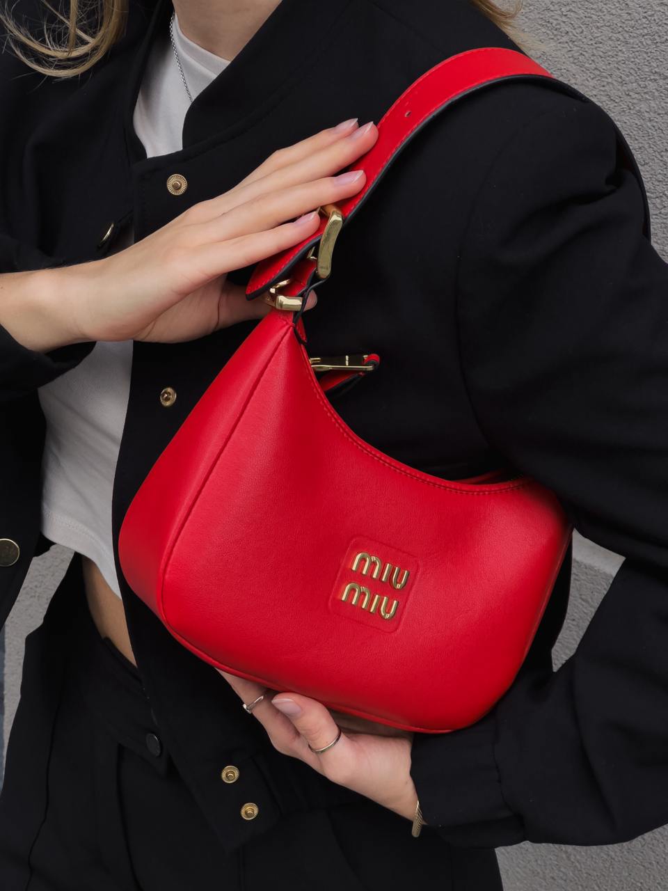 Miu Miu Red Leather Hobo Bag - 19