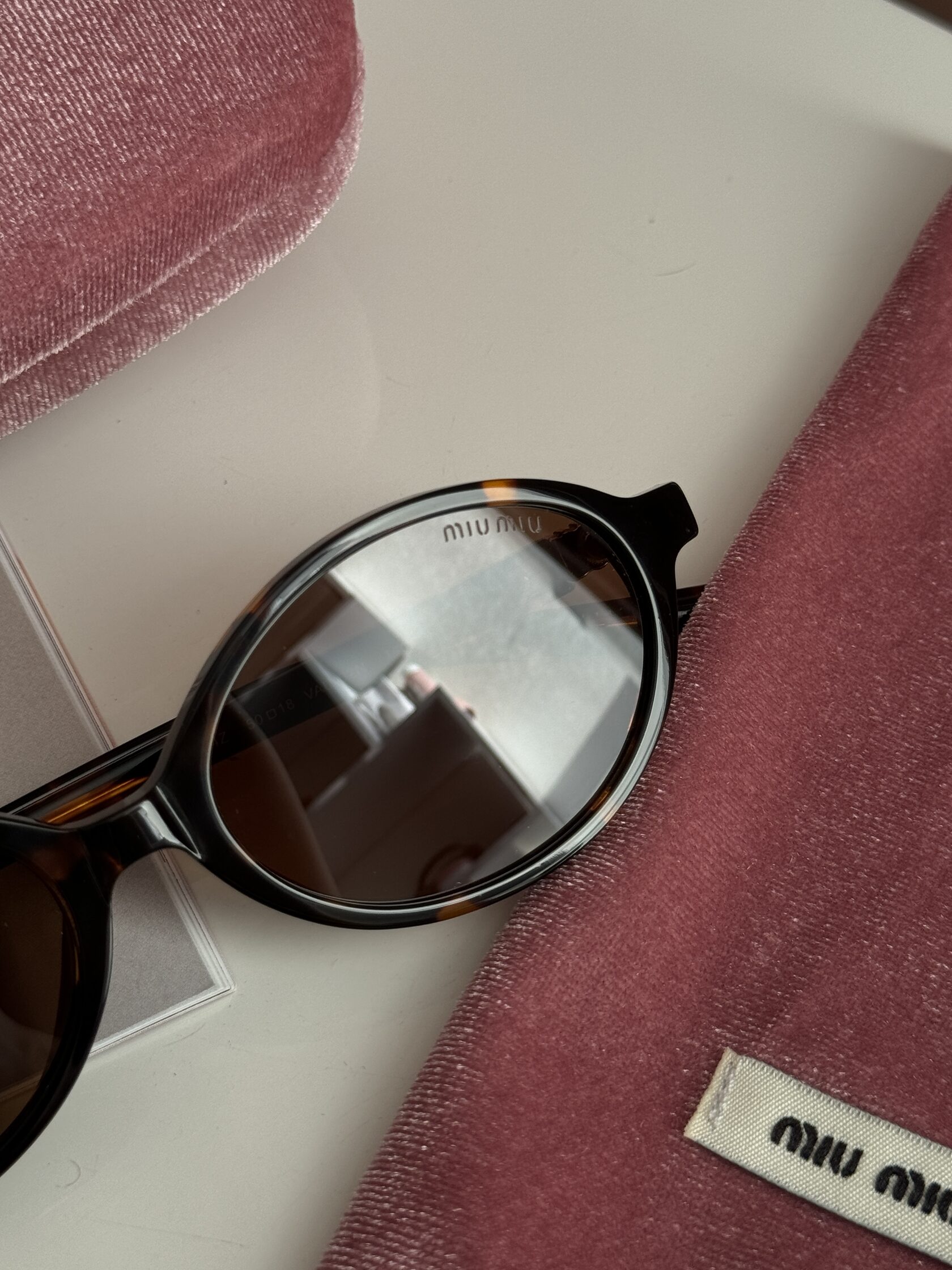 Miu Miu SMU04Z VAU-02N Leo/Brown - 9