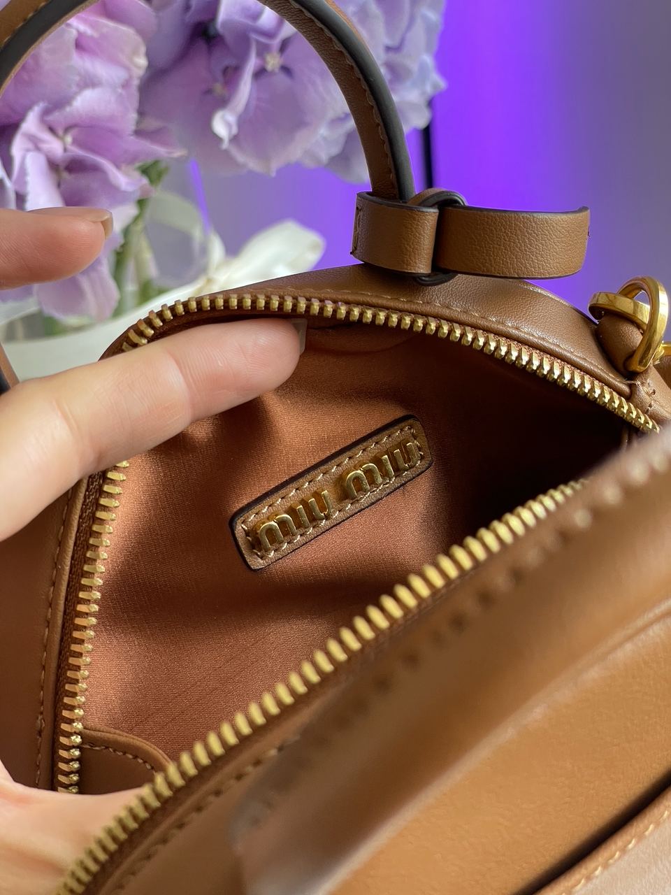 MiuMu Leather Top Handle Bag Brown - 27