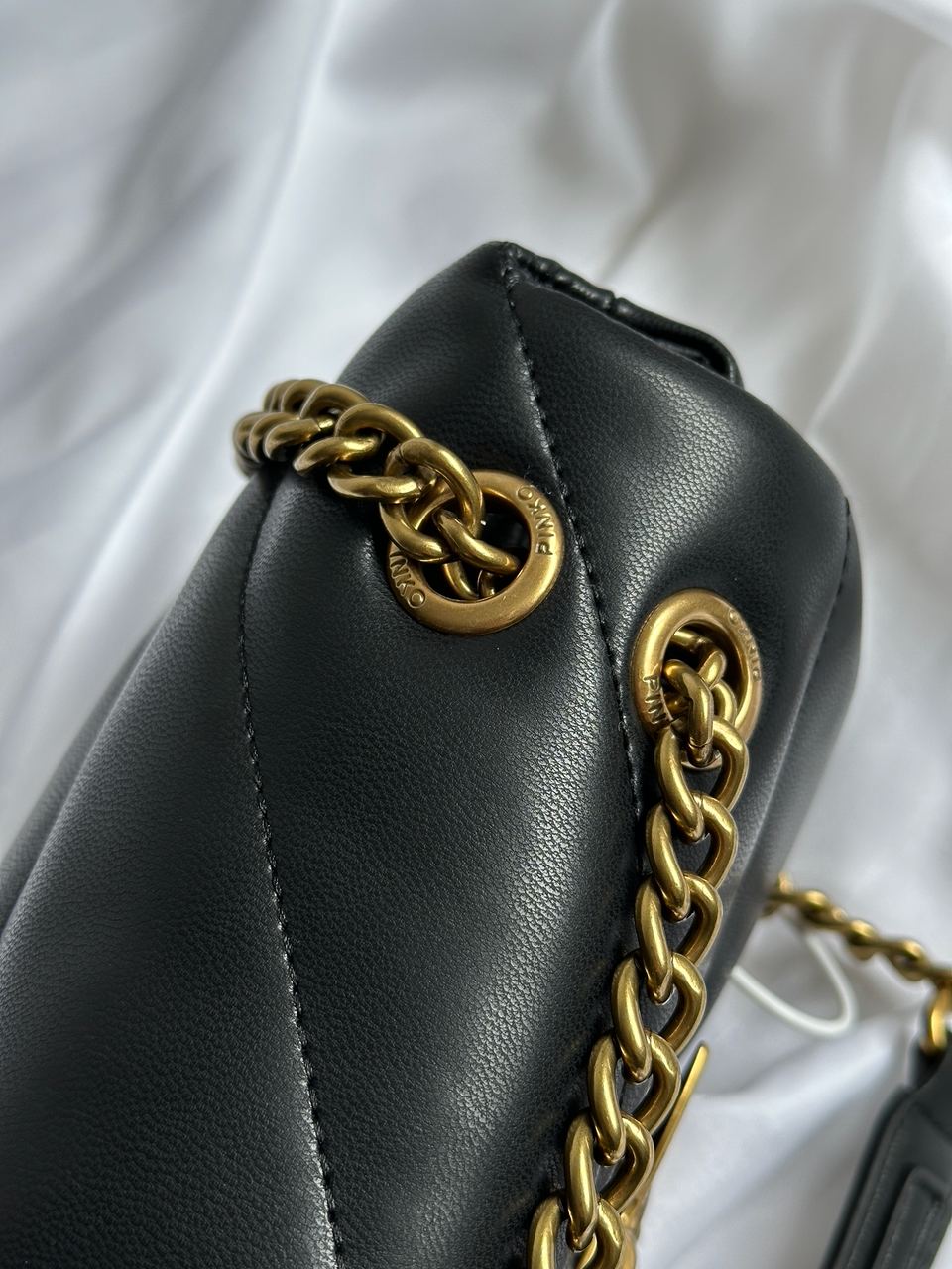 Pinko Baby Love Bag Puff Maxi Quilt Black/Gold - 7