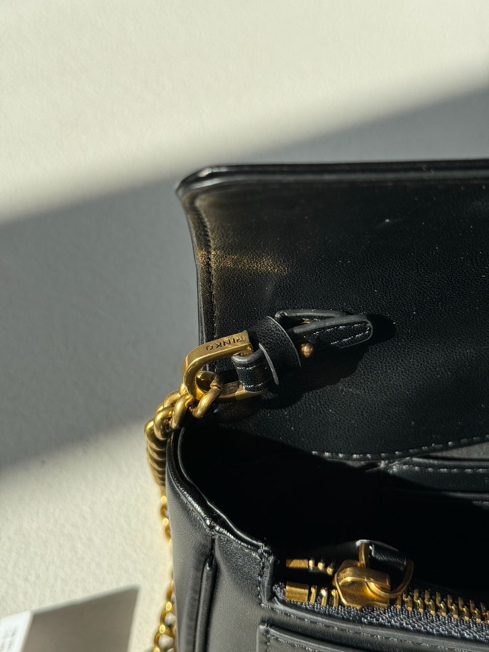 Pinko LoveBag Pocket Simply Black/Antique Gold - 20