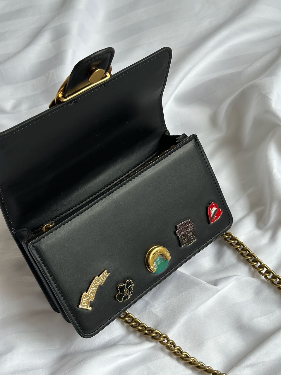 Pinko Mini Love Bag One Simply With Enamel Pin Black - 11