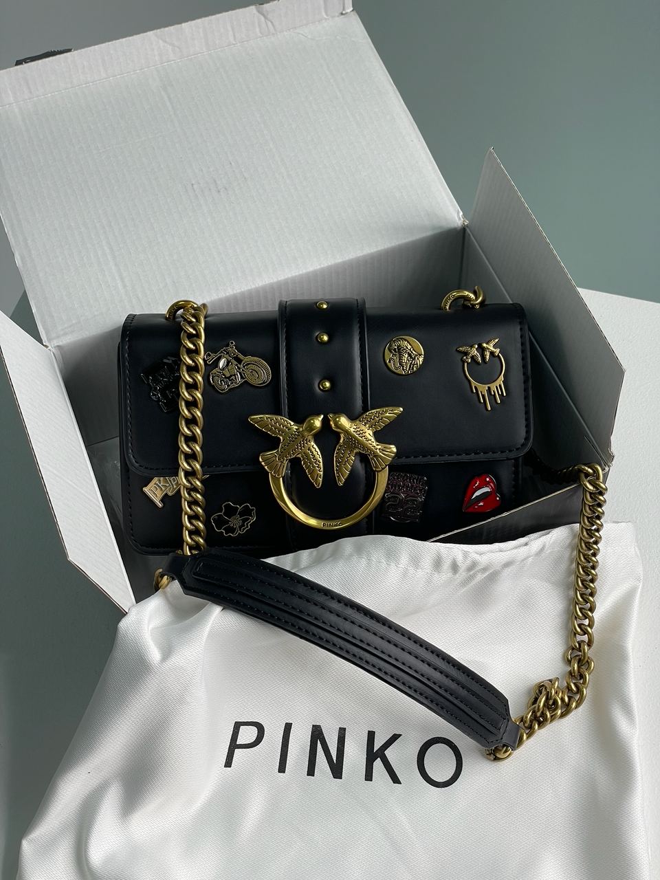 Pinko Mini Love Bag One Simply With Enamel Pin Black - 2